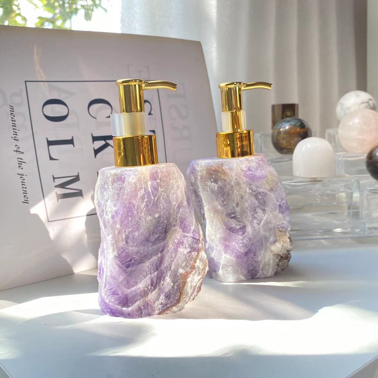 Light luxury, Nordic-style natural pink crystal press bottle — high-end jade. - 13