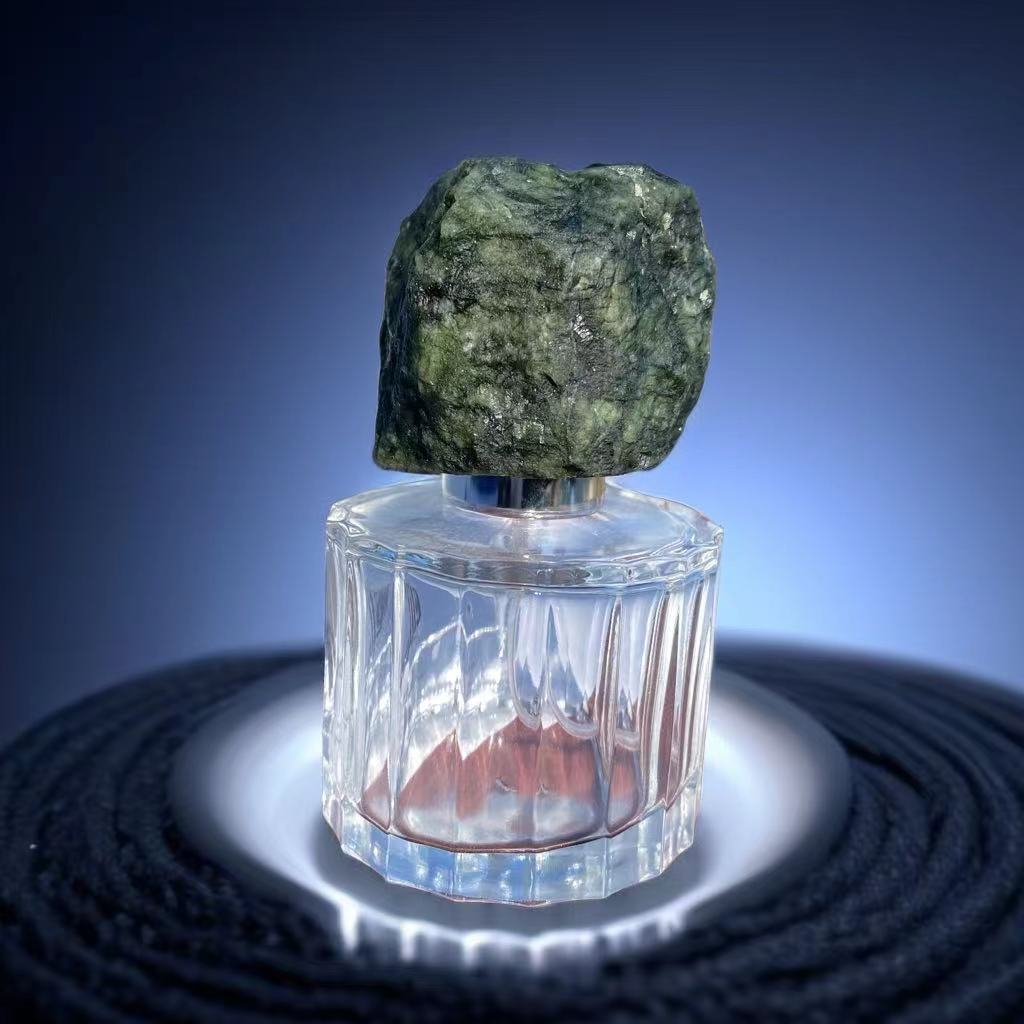 Raw Crystal Stone Cap & Gemstone Aromatherapy Perfume Bottle - 22