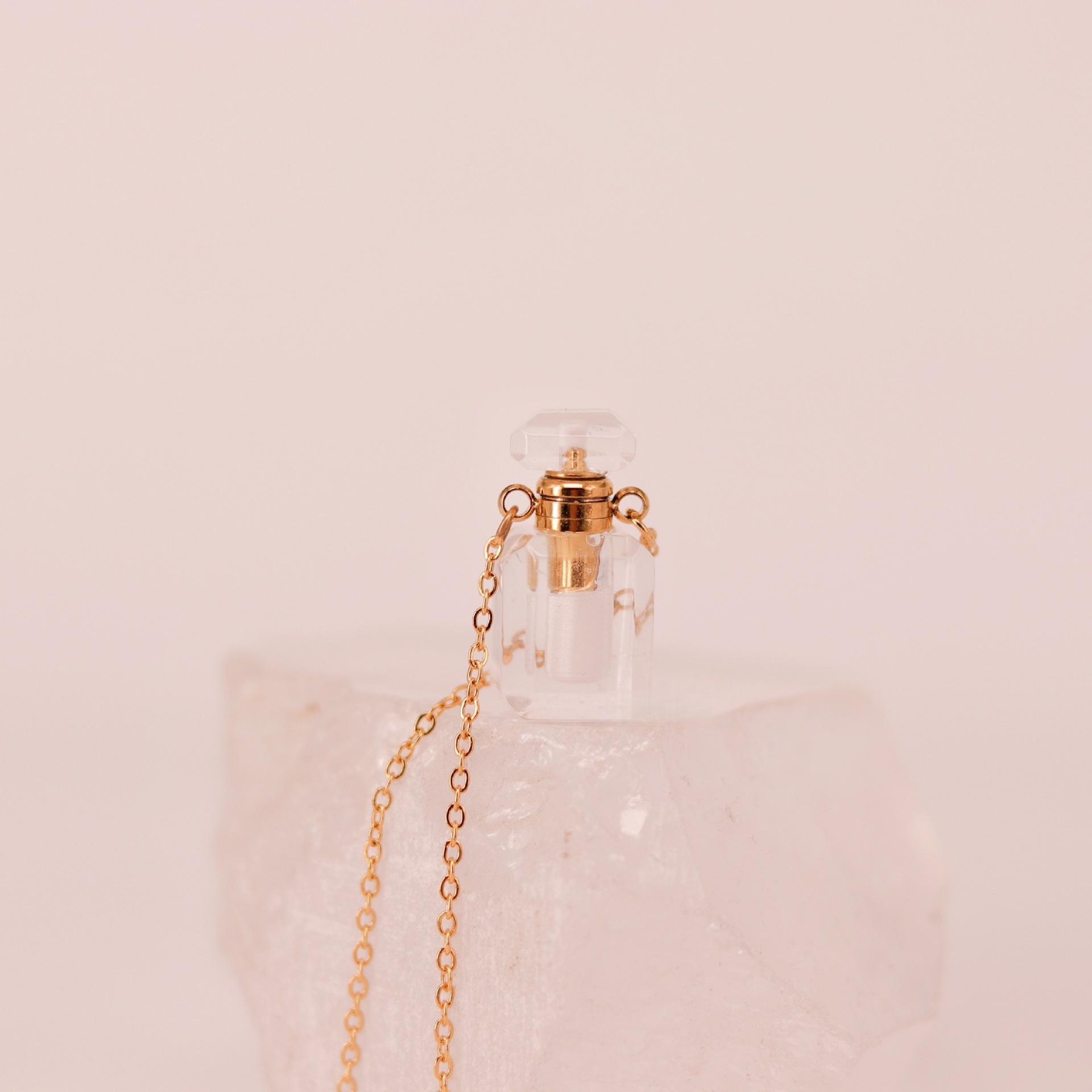 Natural crystal mini square necklace - 3